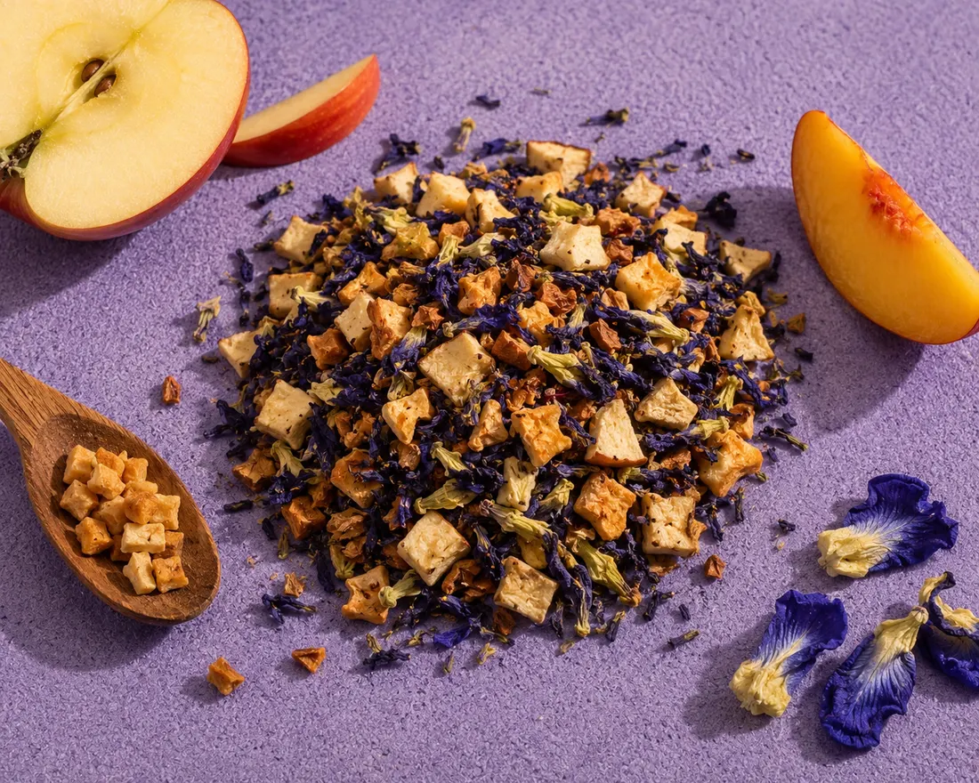 Blend 09 ingredients: Apple, Blue butterfly flower, Peach granules