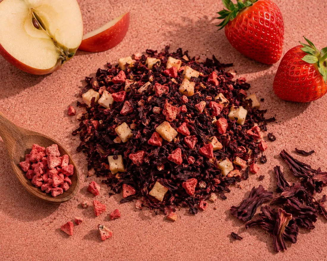 Blend 12 ingredients: Hibiscus (Egyptian), Apple, Peach, Strawberry, Peach flavouring